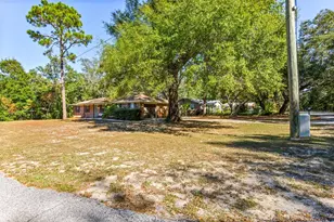 1040 Jocelin Rd, Pensacola, FL 32506 - Photo 1