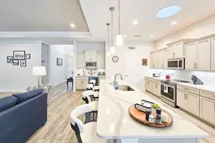 8 N Lakewalk Dr, Palm Coast, FL 32137 - Photo 11