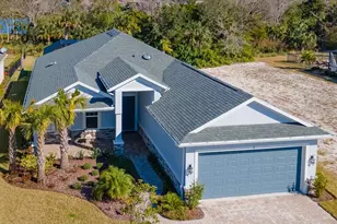 8 N Lakewalk Dr, Palm Coast, FL 32137 - Photo 3