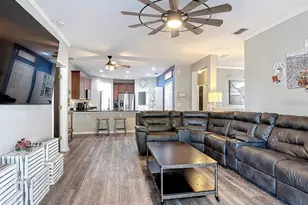 25227 Chipshot Ct, Sorrento, FL 32776 - Photo 19