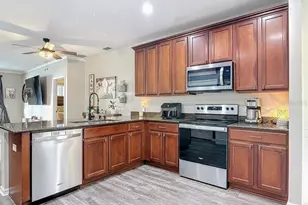 25227 Chipshot Ct, Sorrento, FL 32776 - Photo 23