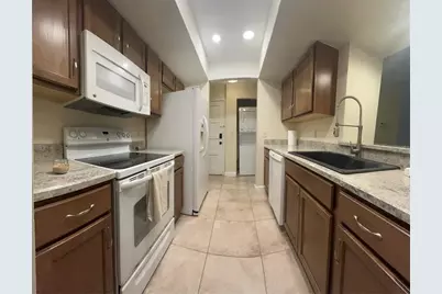 308 Palm Coast Parkway NE #203, Palm Coast, FL 32137 - Photo 5