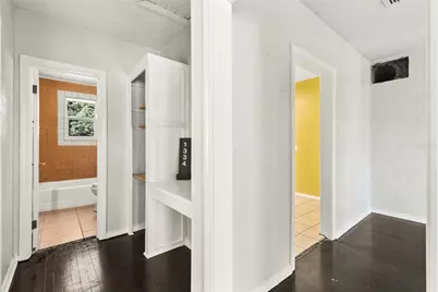 1334 NE 1st Avenue, Gainesville, FL 32641 - Photo 11