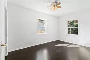 1334 NE 1st Ave, Gainesville, FL 32641 - Photo 9