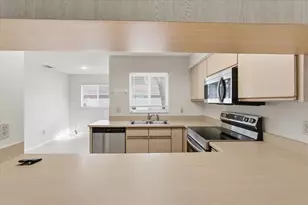 22 Pinelynn Ln, Palm Coast, FL 32164 - Photo 7