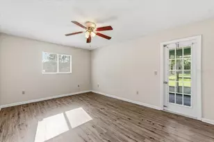 22 Pinelynn Ln, Palm Coast, FL 32164 - Photo 13