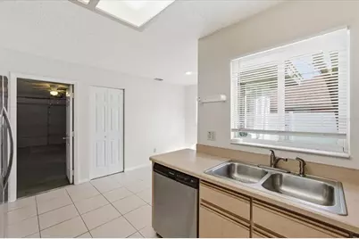 22 Pinelynn Lane, Palm Coast, FL 32164 - Photo 5