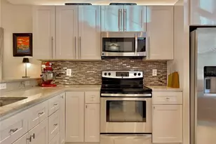 100 San Juan Dr, Palm Coast, FL 32137 - Photo 21