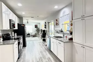 126 Bayside Dr, Palm Coast, FL 32137 - Photo 9