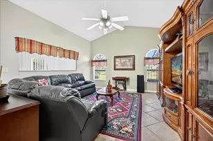 28 Fanshawe Ln, Palm Coast, FL 32137 - Photo 13