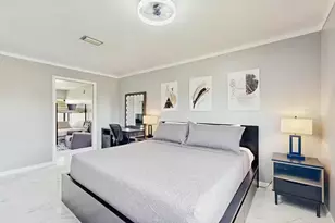 7 Carry Ct, Palm Coast, FL 32137 - Photo 9