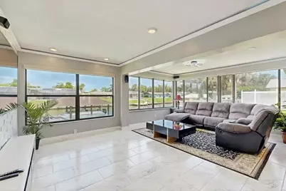 7 Carry Court, Palm Coast, FL 32137 - Photo 3