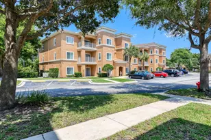 605 Fairway Dr, Saint Augustine, FL 32084 - Photo 1