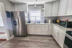 2207 Laurel St, Palatka, FL 32177 - Photo 13