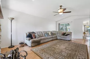 33 Poinsettia Ln, Palm Coast, FL 32164 - Photo 25