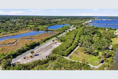 191 Howes Street, Oak Hill, FL 32759 - Photo 7