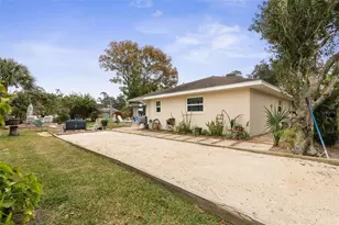 77 Westover Ln, Palm Coast, FL 32164 - Photo 15