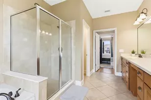 4480 Deerwood Lake Pkwy, Jacksonville, FL 32216 - Photo 31