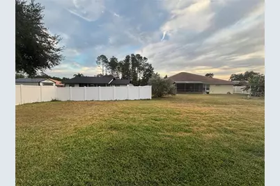 17 Fenwick Lane, Palm Coast, FL 32137 - Photo 9