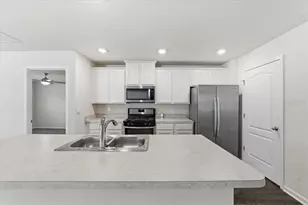 656 Grand Reserve Dr, Bunnell, FL 32110 - Photo 3