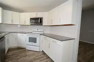 107 Brunswick Ln, Palm Coast, FL 32137 - Photo 9