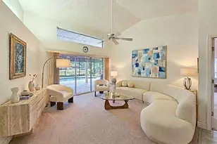 70 Burbank Dr, Palm Coast, FL 32137 - Photo 9