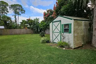 2726 Sabal Palm Dr, Edgewater, FL 32141 - Photo 7