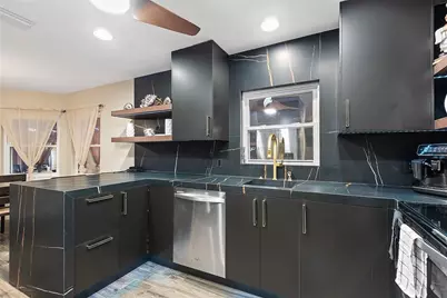 61 Comanche Court, Palm Coast, FL 32137 - Photo 13