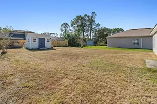 8 Pittwick Ln, Palm Coast, FL 32164 - Photo 17