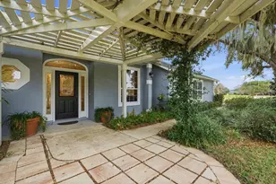 241 Crystal Cove Dr, Palatka, FL 32177 - Photo 9