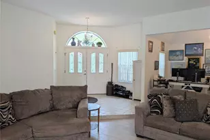 214 London Dr, Palm Coast, FL 32137 - Photo 3