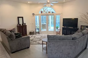 214 London Dr, Palm Coast, FL 32137 - Photo 5