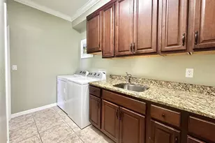 10726 Cetrella Dr, Fort Myers, FL 33913 - Photo 33