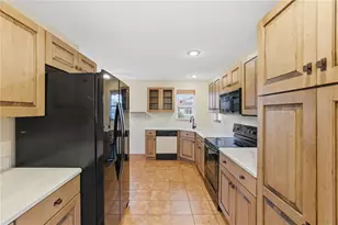 81 San Juan Dr, Palm Coast, FL 32137 - Photo 17