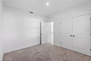 8 Bannbury Ln, Palm Coast, FL 32137 - Photo 21