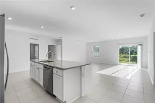 8 Bannbury Ln, Palm Coast, FL 32137 - Photo 5