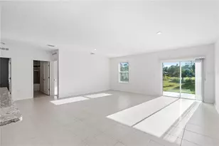 8 Bannbury Ln, Palm Coast, FL 32137 - Photo 9