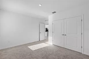 8 Bannbury Ln, Palm Coast, FL 32137 - Photo 23