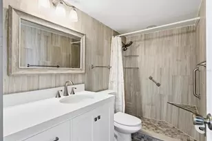 925 N Halifax Ave, Daytona Beach, FL 32118 - Photo 21