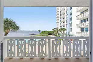 925 N Halifax Ave, Daytona Beach, FL 32118 - Photo 1