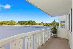 925 N Halifax Ave, Daytona Beach, FL 32118 - Photo 27