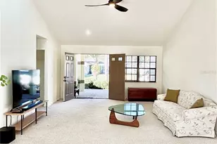 17 Fenwick Ln, Palm Coast, FL 32137 - Photo 5