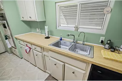 1605 Bass Avenue, Seville, FL 32190 - Photo 13
