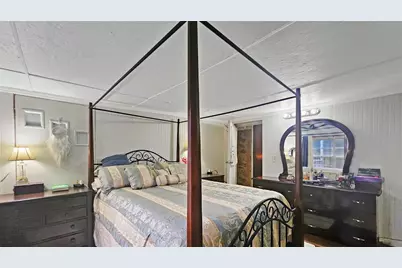 11455 SE Highway 464C, Ocklawaha, FL 32179 - Photo 17