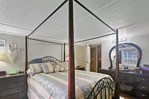 11455 SE Hwy 464C, Ocklawaha, FL 32179 - Photo 17