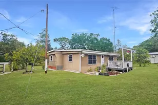 11455 SE Hwy 464C, Ocklawaha, FL 32179 - Photo 45