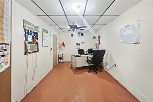 11455 SE Hwy 464C, Ocklawaha, FL 32179 - Photo 39