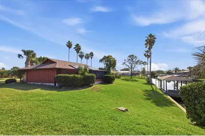 2 Clarendon Court S, Palm Coast, FL 32137 - Photo 59