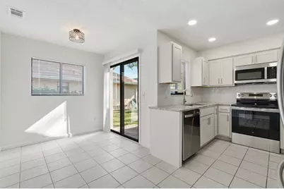 100 Westbury Lane, Palm Coast, FL 32164 - Photo 19