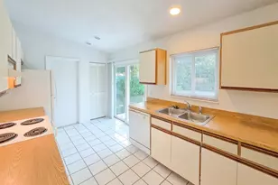 186 Palmwood Dr, Palm Coast, FL 32164 - Photo 11